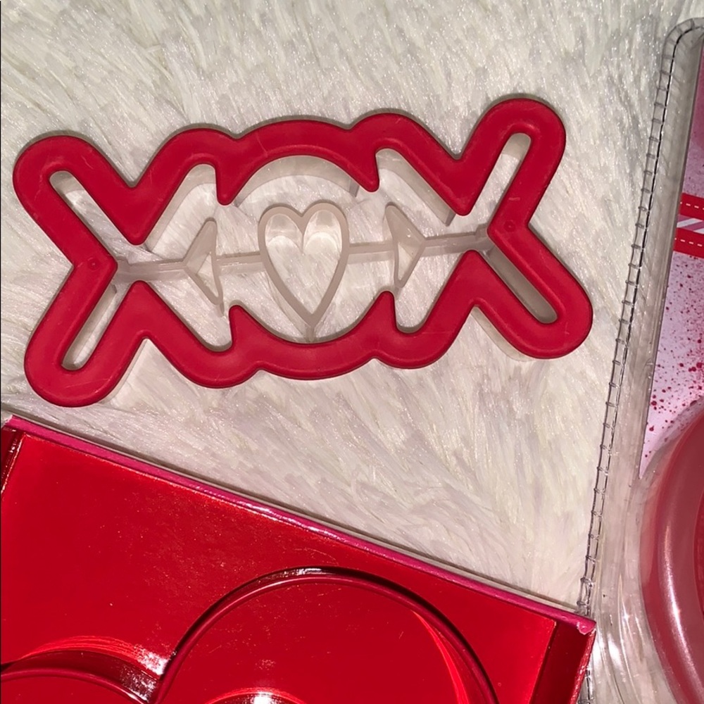 Cookie cutters for Valentine’s Day! - Picture 3 of 6